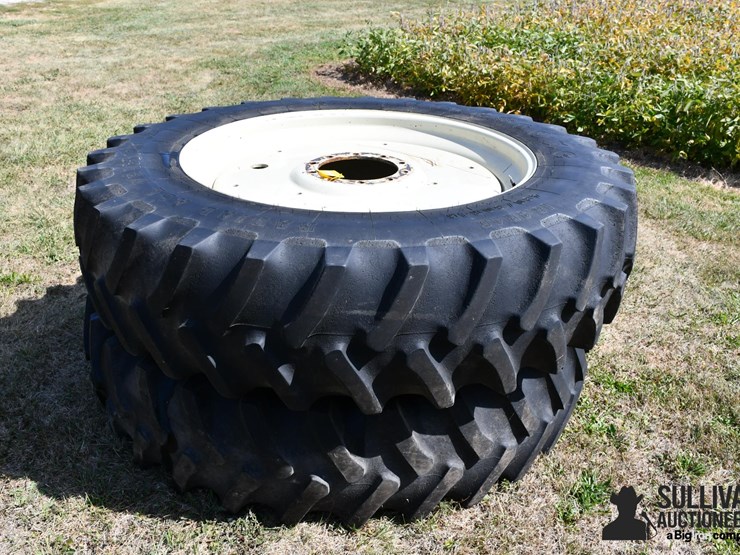 firestone-480/80r46-tires-on-10-bolt-rims-image-3