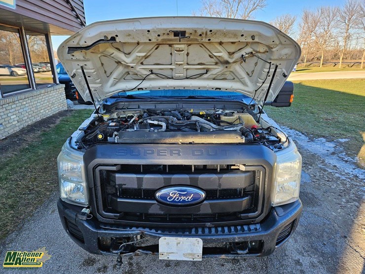 2011-ford-f350-image-16