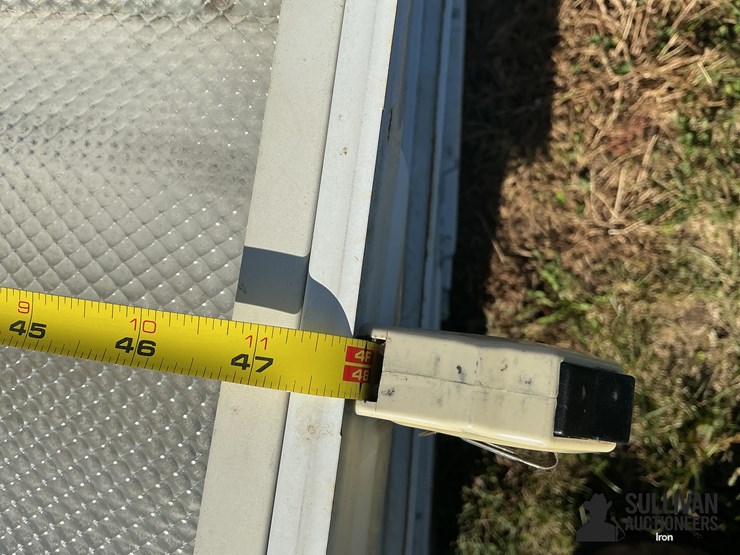 fluorescent-light-fixtures-image-9