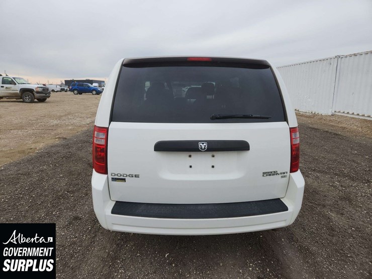 2010-dodge-grand-caravan-se-image-22