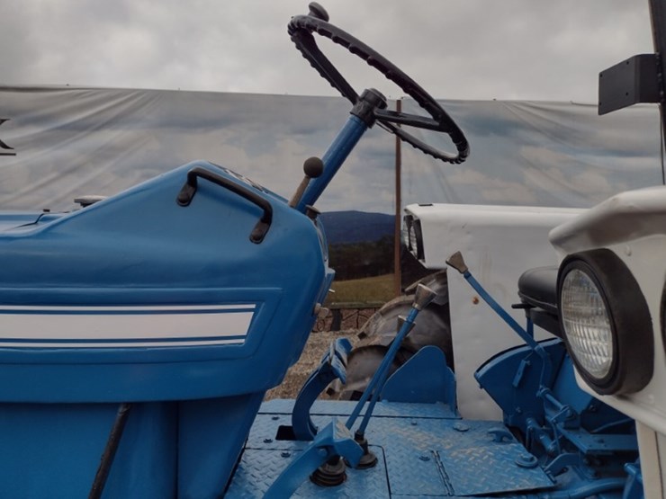 70-ford-5000-image-11