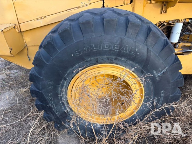 2001-deere-644h-image-32