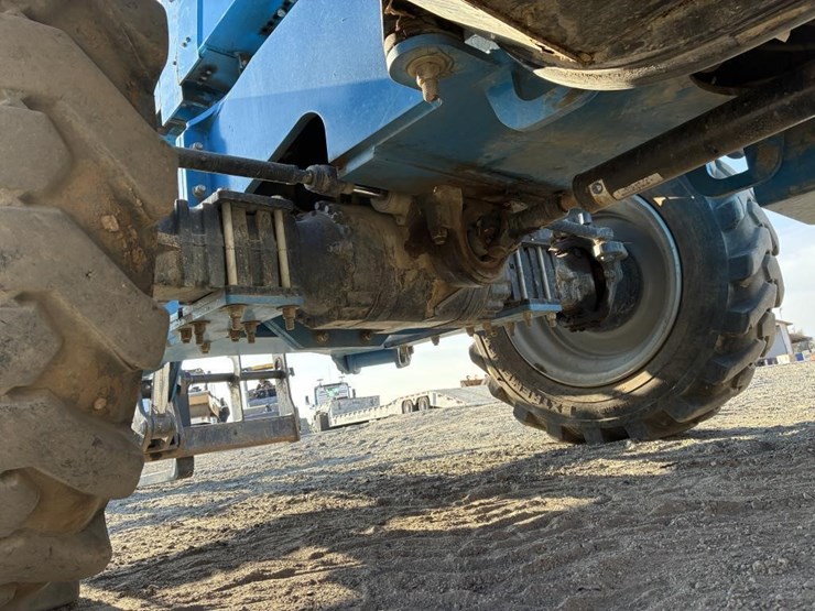 2018-genie-gth1056-image-12