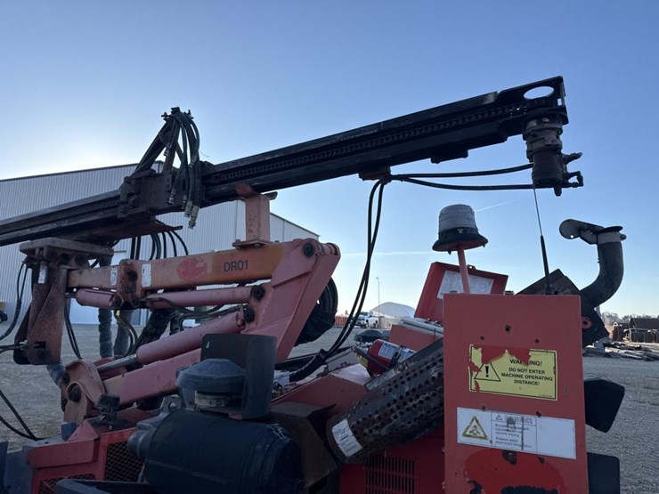 2009-sandvik-dc302r-image-19