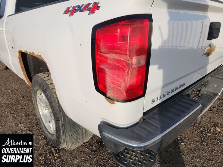 2015-chevrolet-silverado-1500-image-39