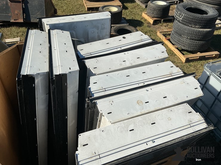 fluorescent-light-fixtures-image-6