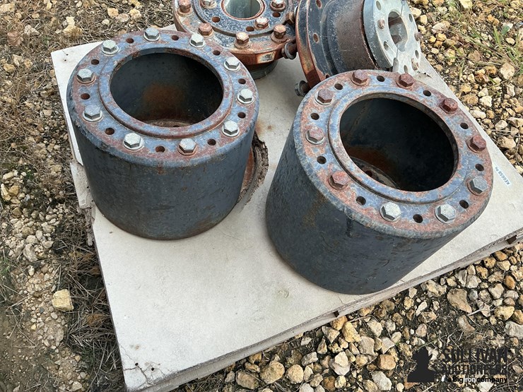 front-dual-extensions-&-axle-hubs-image-5