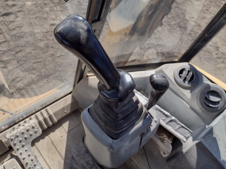 caterpillar-420d-it-image-12