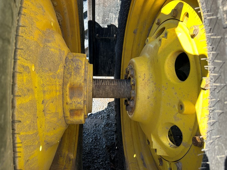 #32570-•-2012-john-deere-9360r-4x4-articulating-tractor-1rw9360rkep011018-image-18