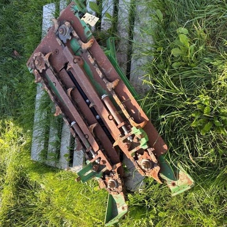 John Deere Corn Row Unit