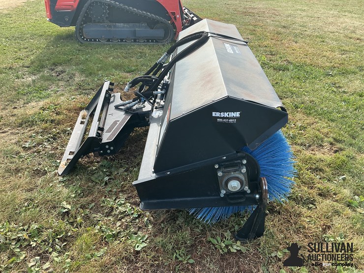 erskine-ab840hdx-84”-power-broom-attachment-image-4