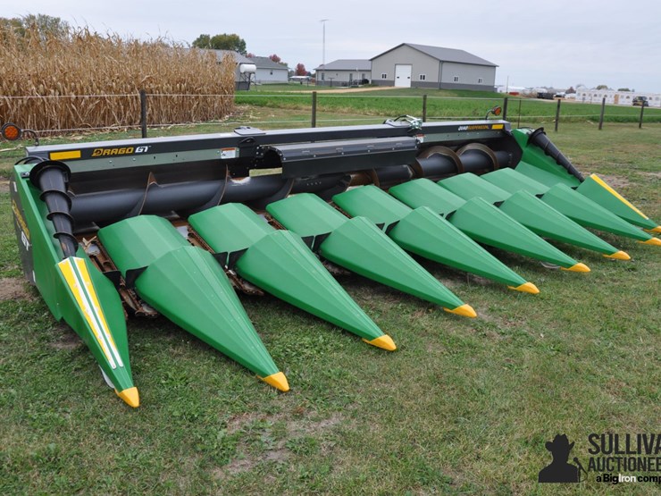 2017-drago-gt-8-30-8r30-corn-head-image-3