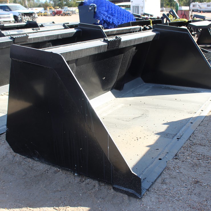 #30211 • 78IN GP LOADING BUCKET