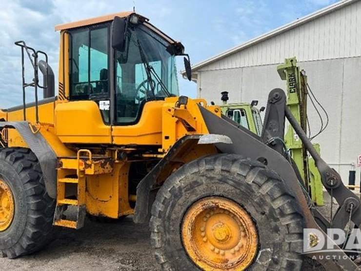 2007-volvo-l120f-image-2