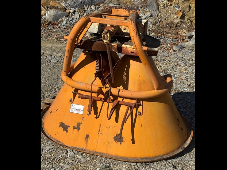 #1108-•-new-idea-3-point-spreader-image-1