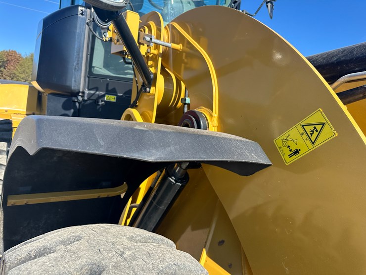 2016-caterpillar-926m-image-45