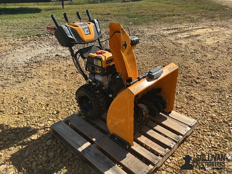 cub-cadet-2x30ip-30”-walk-behind-snow-blower-image-3