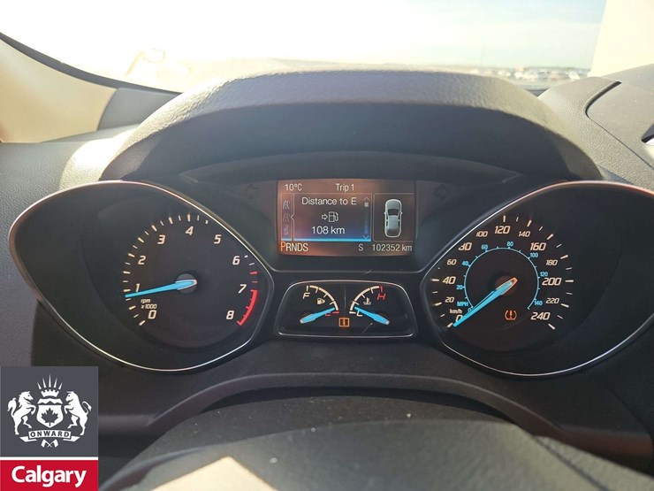 2016-ford-escape-image-15