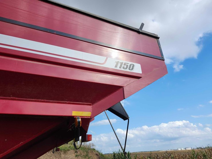j&m-1150-graincart-image-2