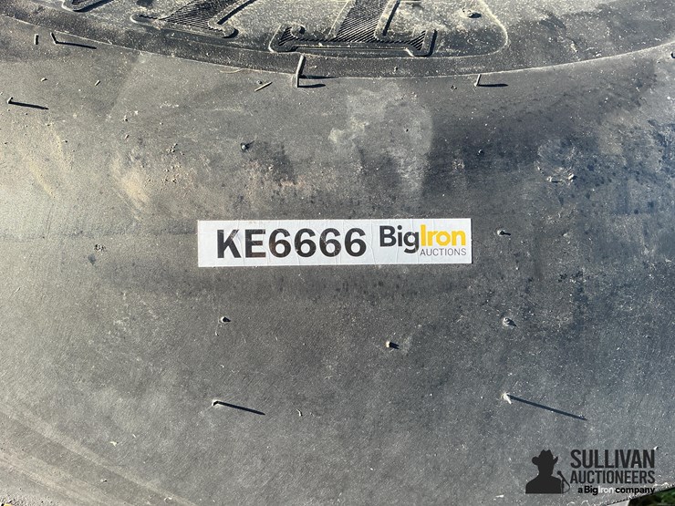 titan-14l-16.1sl-tire-image-11