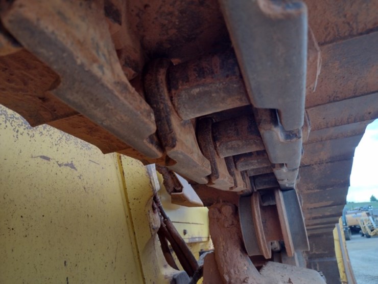 komatsu-d61ex-23-image-41