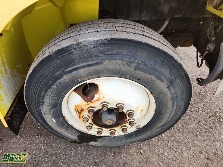 2006-international-durastar-4200-image-11