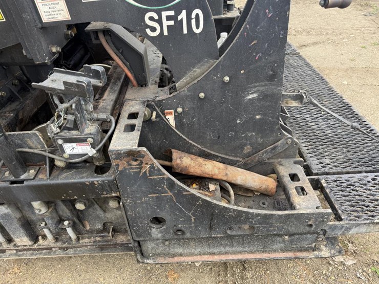 caterpillar-ap-1055f-image-22