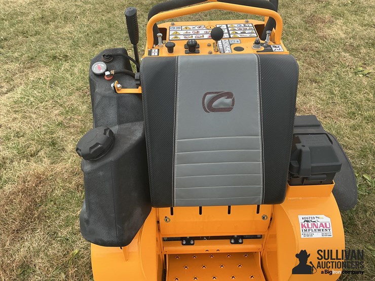 2021-cub-cadet-pro-x600-stand-on-36”-lawn-mower-image-14