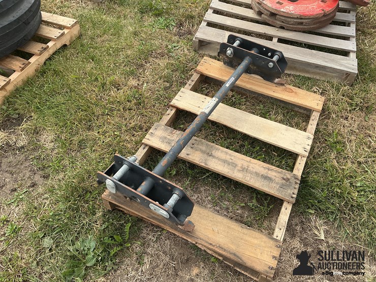 westendorf-quick-attach-bracket-image-3