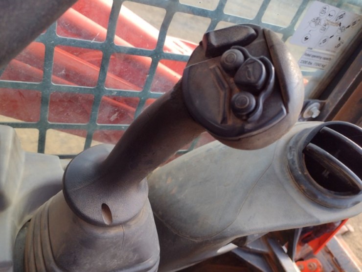 kubota-svl75-2-image-10