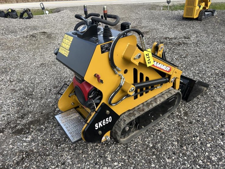 #2712-•-demo-2024-mammut-sk650-tracked-skid-steer-image-5