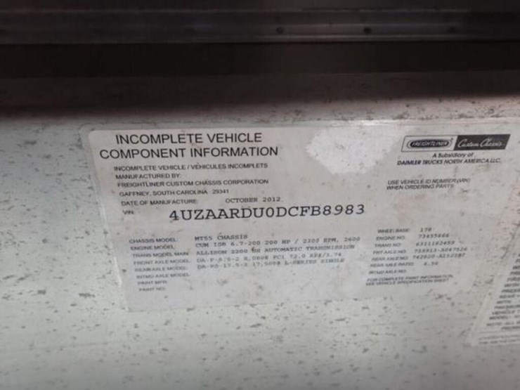 2013-freightliner-mt55-image-12