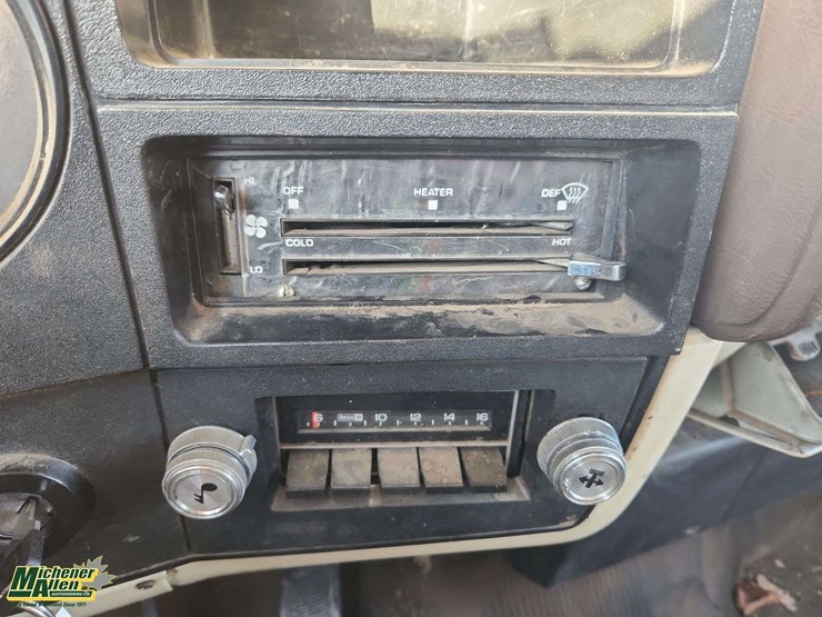 1991-gmc-7000-image-16