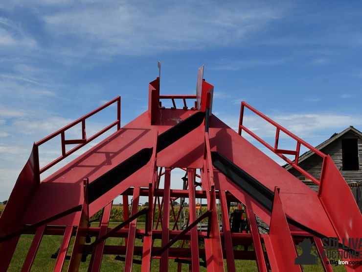 kuhns-1534-hay-accumulator-image-20