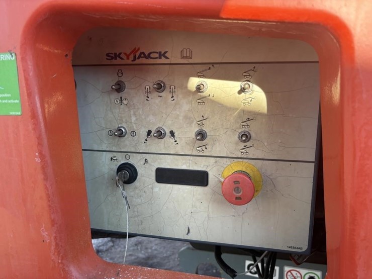 2012-skyjack-sj45t-image-4