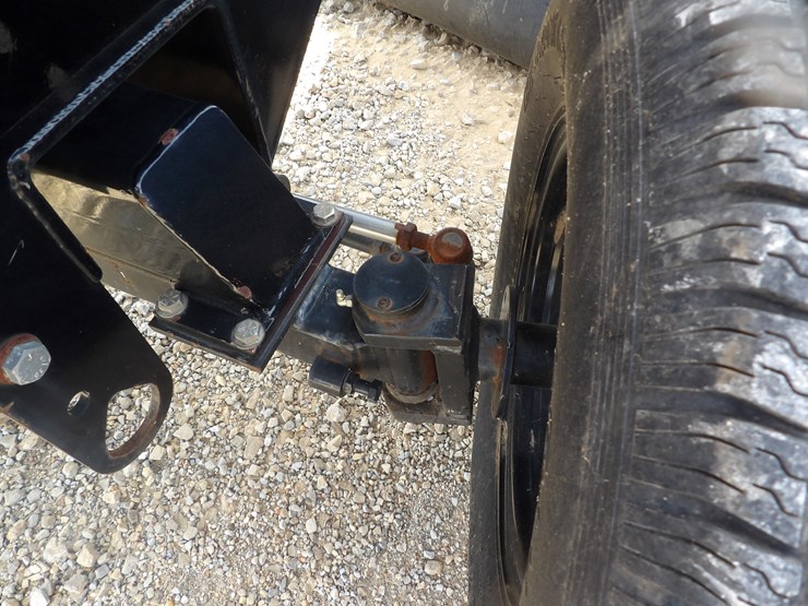 #27065-•-2019-laymor-sm-450t-sweeper-/-broom-image-38