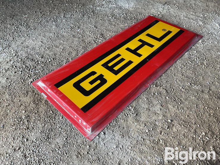 gehl-sign-image-3