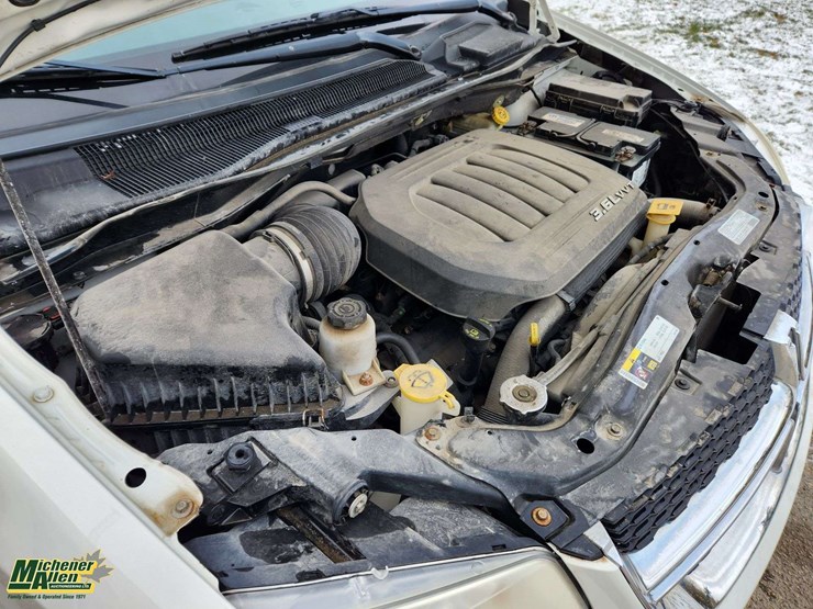 2013-dodge-grand-caravan-se-image-16