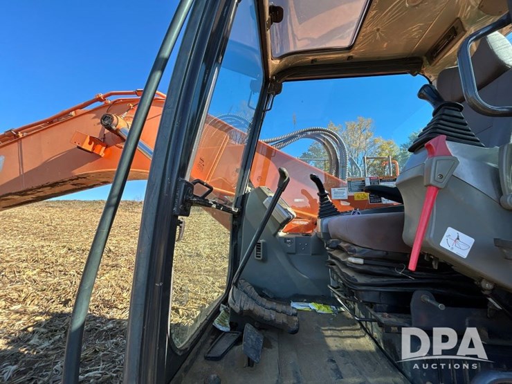 2014-doosan-dx235-lcr-image-73