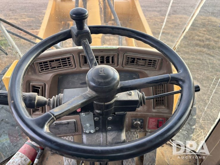 2001-deere-644h-image-49