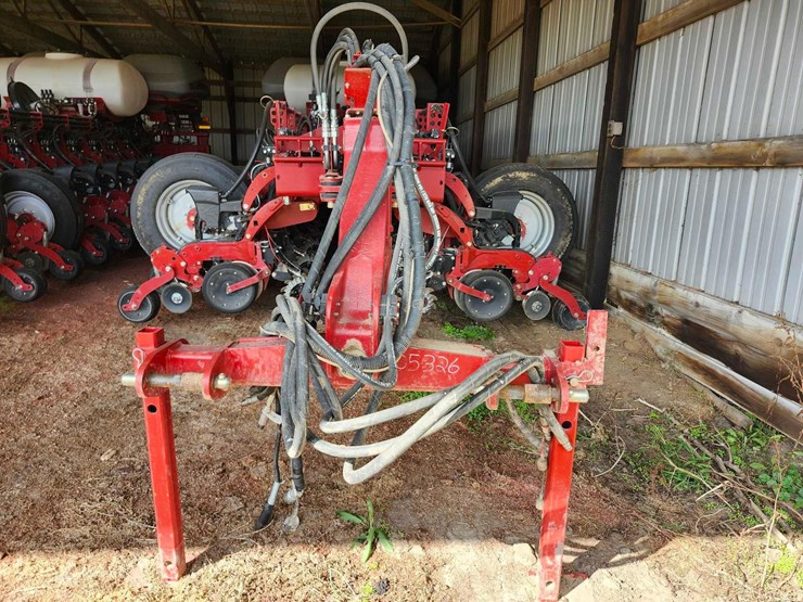 2023-case-ih-2150-image-6