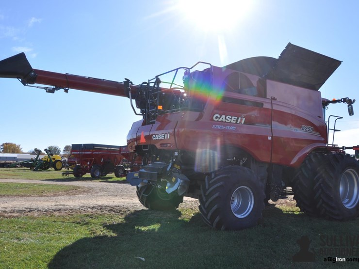 2023-case-ih-8250-image-5