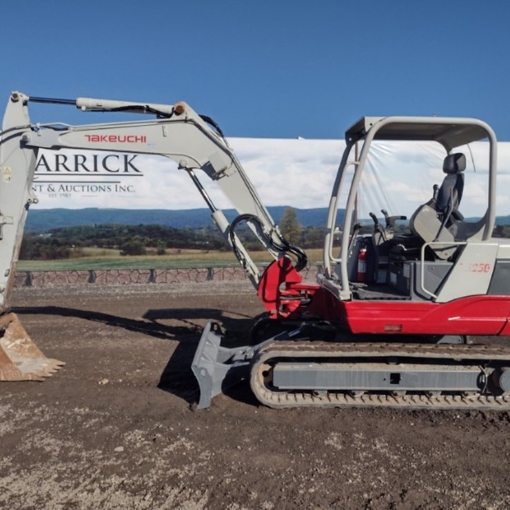 TAKEUCHI TB250
