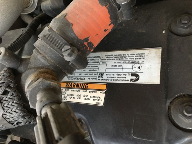 2015-jlg-g12-55a-image-10