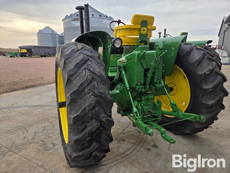 1972-john-deere-4320-image-7