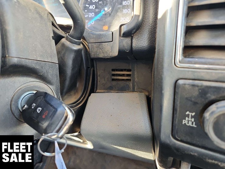 2021-ford-f250-image-11