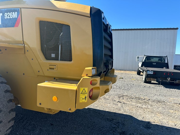 2016-caterpillar-926m-image-16