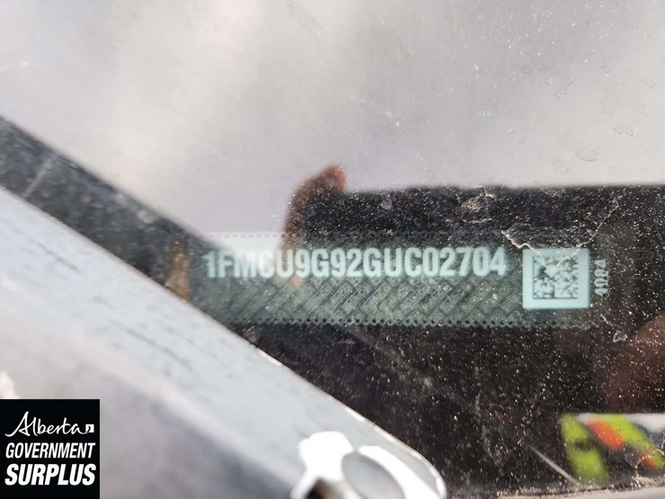 2016-ford-escape-se-image-6