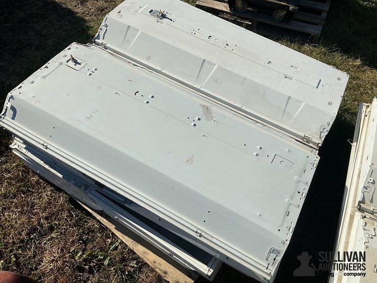 fluorescent-light-fixtures-image-10