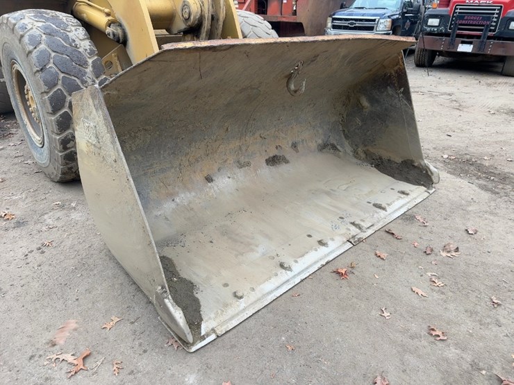 2008-caterpillar-938h-image-8